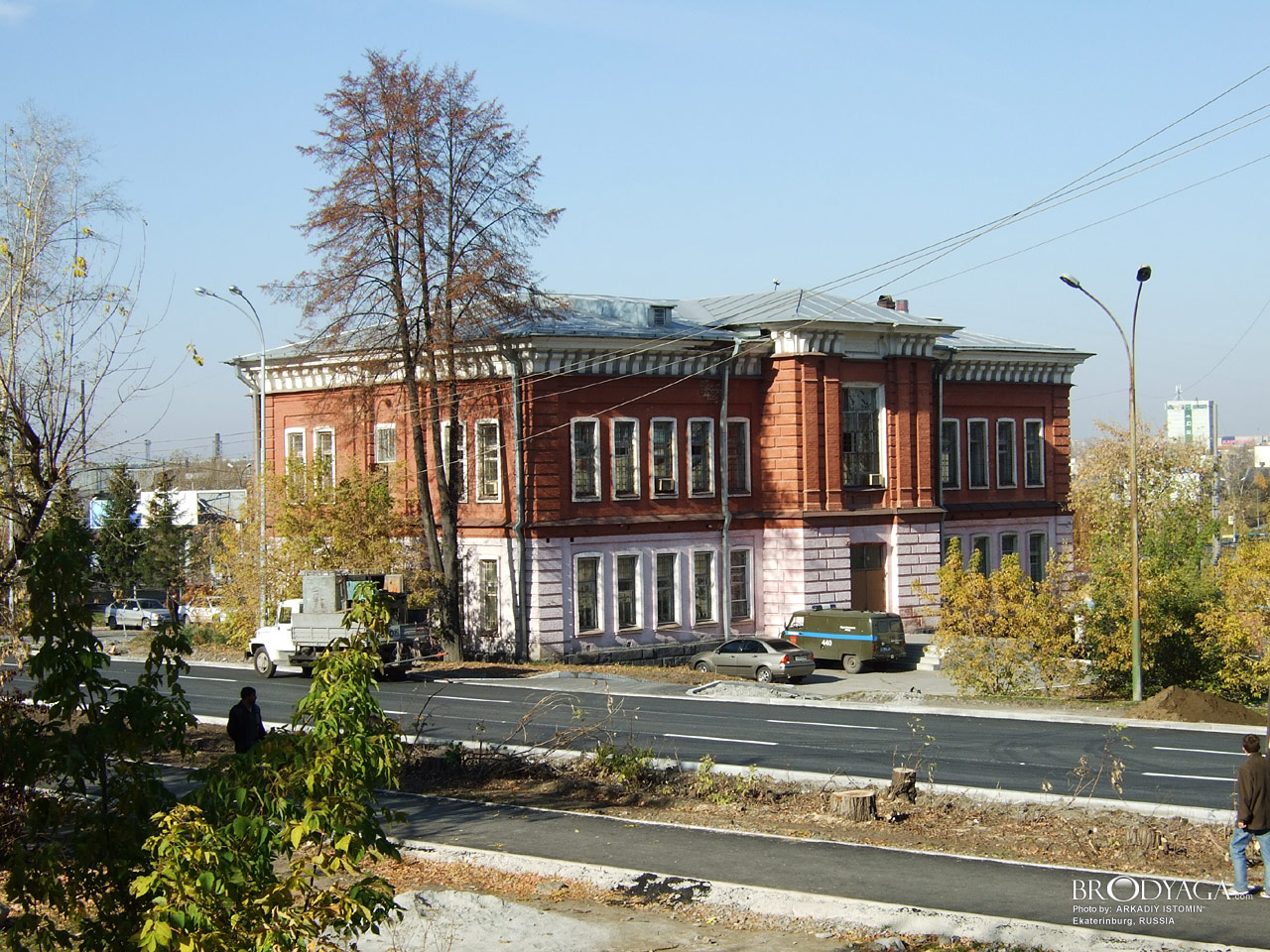 Общественное здание, Кирова 2, Екатеринбург (Ekaterinburg)